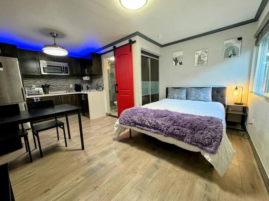 Modern Condo Near Fremont Street Las Vegas Bagian luar foto